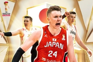 场均21.6分9.4板 日本归化中锋霍金森当选世预赛亚洲区第1阶段MVP-os